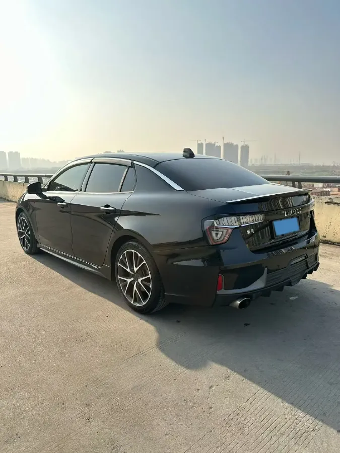 2018 Toyota C-HR 2.0L 171HP L4 CVT,autocango,china used car exporter,china ev exporter,chinese used car exporter,chinese used ev exporter