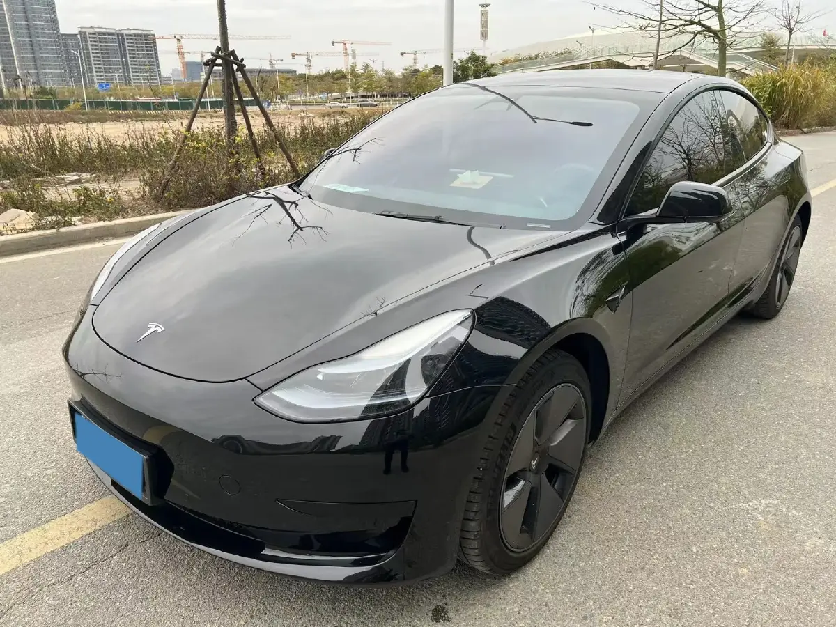 2022 Tesla Model 3 BEV 60KWH