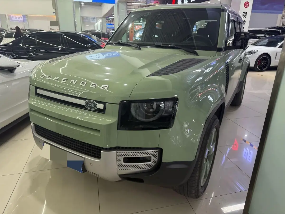 2023 Land Rover Defender 3.0T 400HP L6 8AT