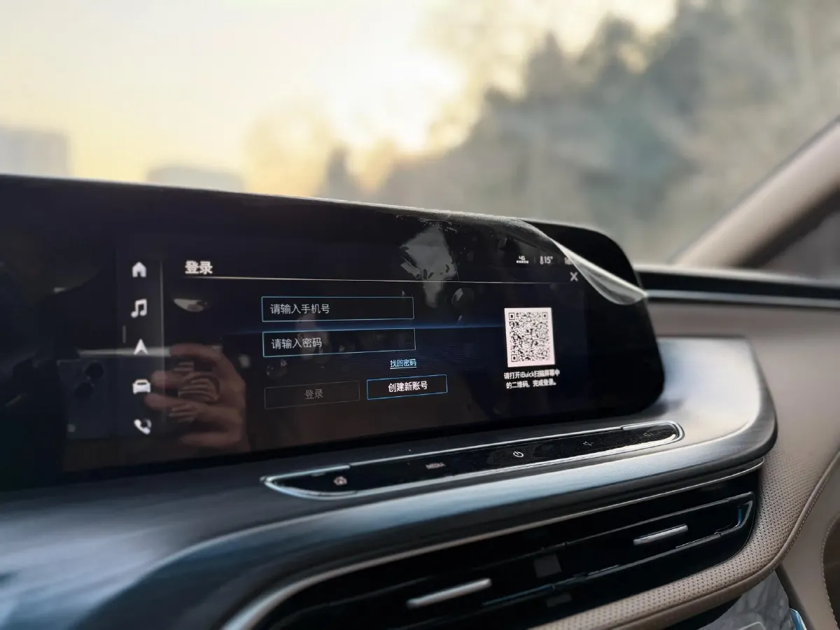 2021 Buick GL8 2.0T 237HP L4 9AT,autocango,china used car exporter,china ev exporter,chinese used car exporter,chinese used ev exporter