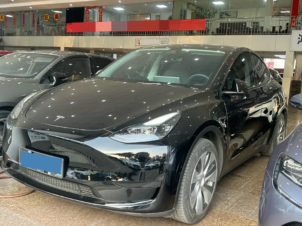 2022 Tesla Model Y BEV 60KWH