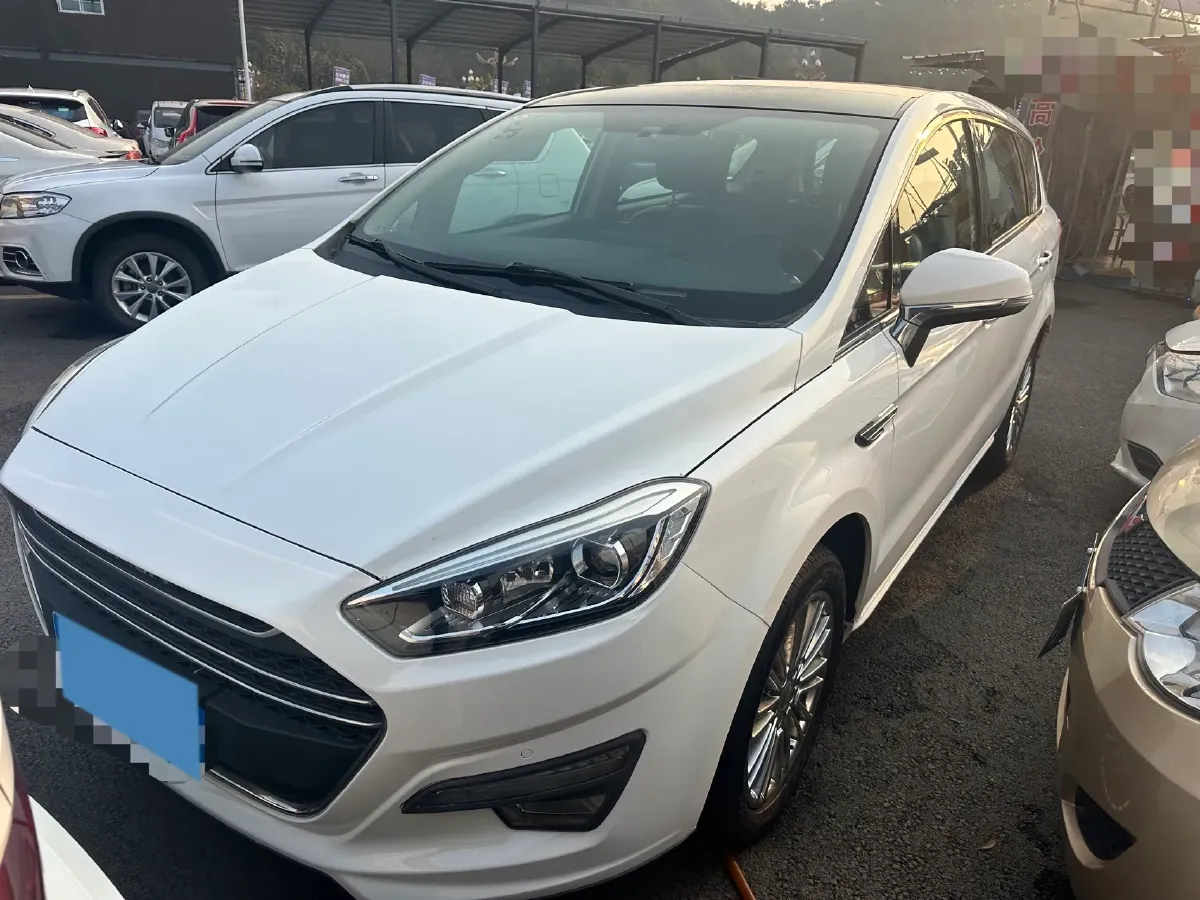 2017 LiFan XuanLang 1.8L 133HP L4 5MT,autocango,china used car exporter,china ev exporter,chinese used car exporter,chinese used ev exporter