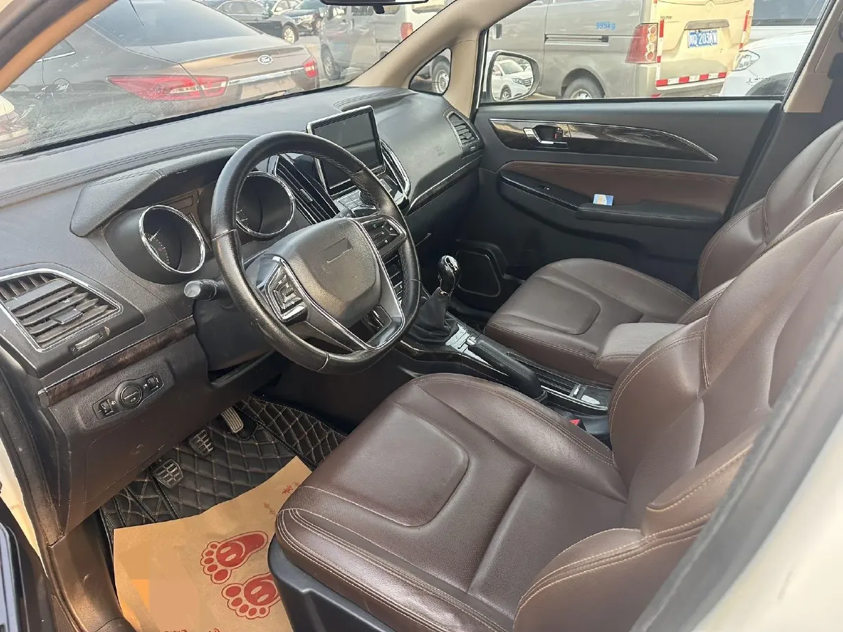 2017 LiFan XuanLang 1.8L 133HP L4 5MT,autocango,china used car exporter,china ev exporter,chinese used car exporter,chinese used ev exporter