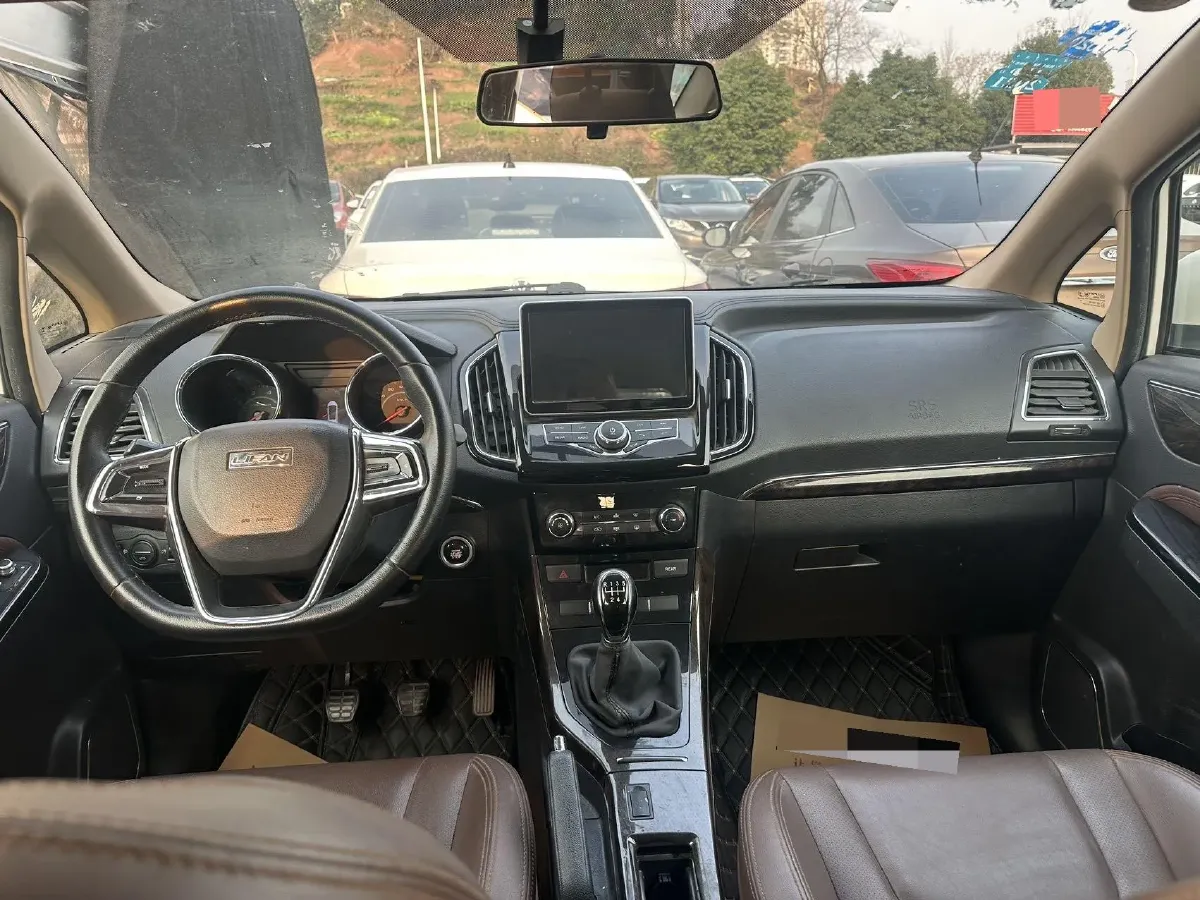 2017 LiFan XuanLang 1.8L 133HP L4 5MT,autocango,china used car exporter,china ev exporter,chinese used car exporter,chinese used ev exporter