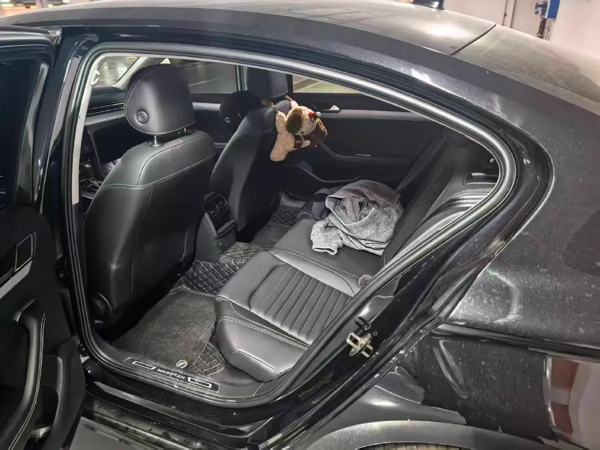 2024 Volkswagen Magotan 1.4T 150HP L4 7DCT,autocango,china used car exporter,china ev exporter,chinese used car exporter,chinese used ev exporter