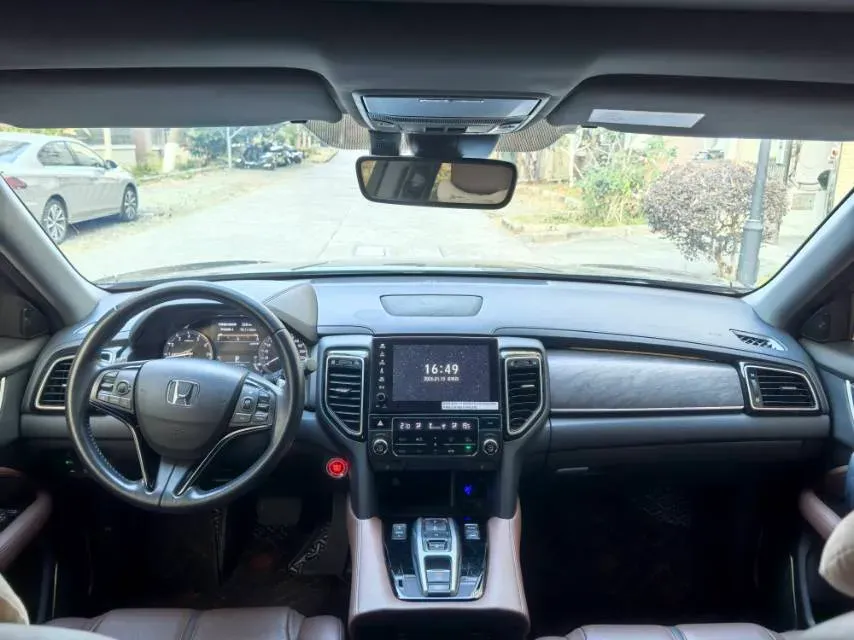 2020 Honda UR-V 2.0T 272HP L4 9AT,autocango,china used car exporter,china ev exporter,chinese used car exporter,chinese used ev exporter