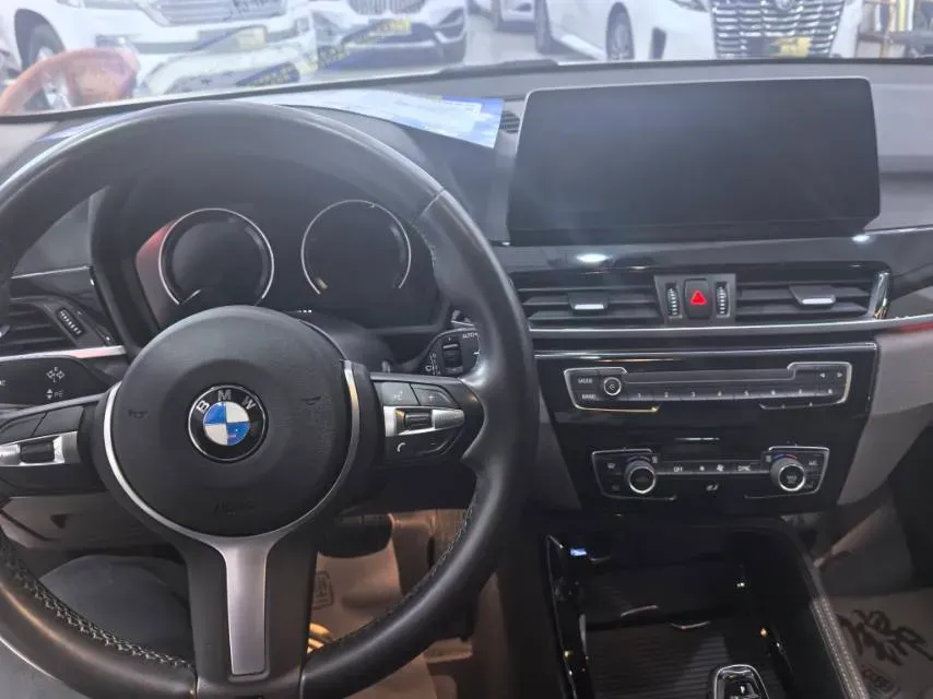 2020 BMW X1 1.5T 140HP L3 7DCT,autocango,china used car exporter,china ev exporter,chinese used car exporter,chinese used ev exporter