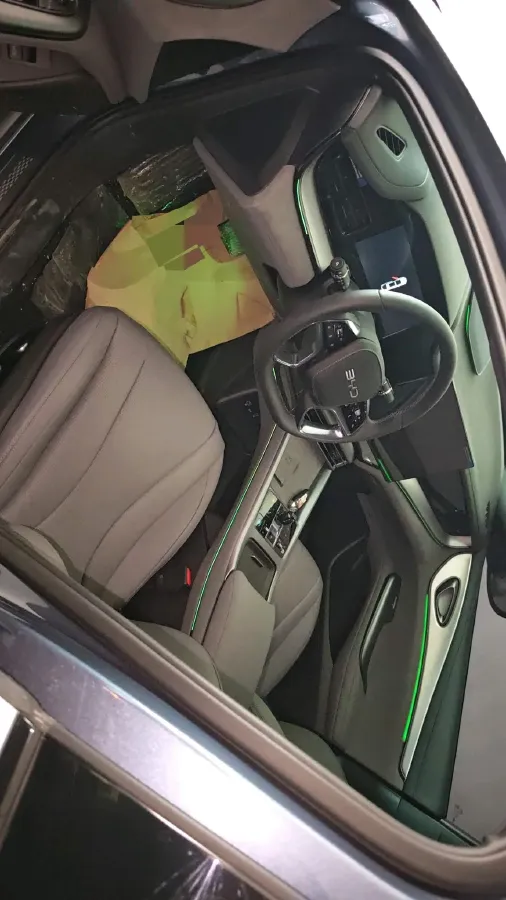 2025 BYD Seal07 DM-i 1.5L 101HP L4 E-CVT PHEV 17.6KWH,autocango,china used car exporter,china ev exporter,chinese used car exporter,chinese used ev exporter