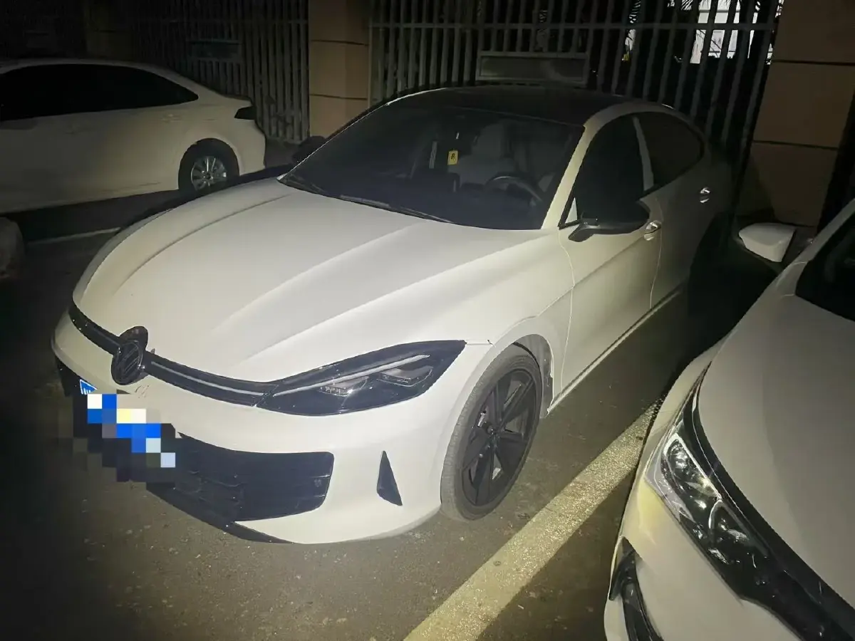 2026 Volkswagen Lamando 2.0T 220HP L4 7DCT