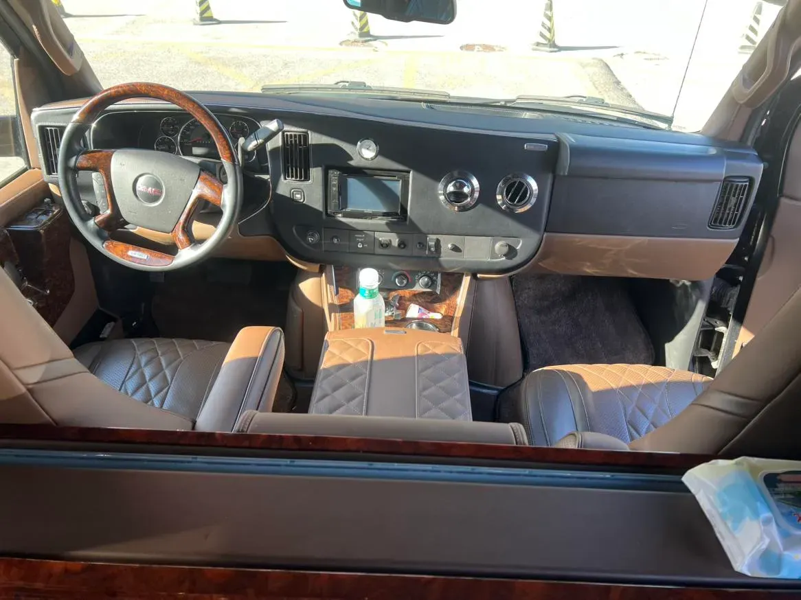 2018 GMC SAVANA 6.0L 328HP V8 6AT,autocango,china used car exporter,china ev exporter,chinese used car exporter,chinese used ev exporter