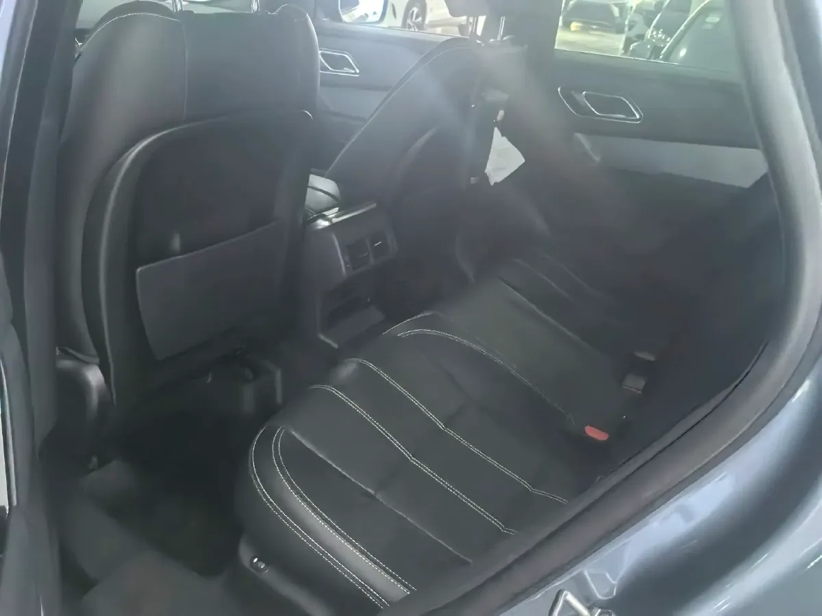 2020 Land Rover Range Rover Velar 2.0T 250HP L4 8AT,autocango,china used car exporter,china ev exporter,chinese used car exporter,chinese used ev exporter