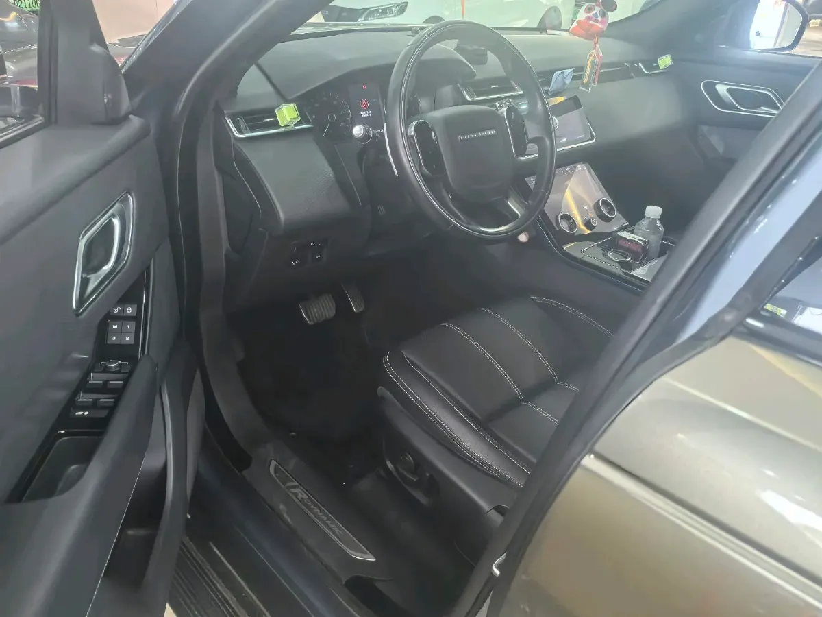 2020 Land Rover Range Rover Velar 2.0T 250HP L4 8AT,autocango,china used car exporter,china ev exporter,chinese used car exporter,chinese used ev exporter