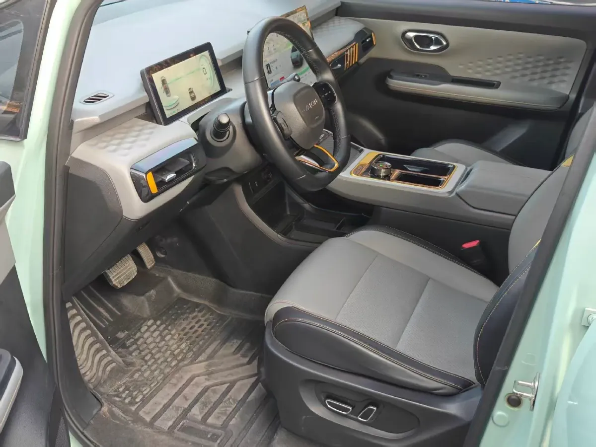 2022 Geely Okavango 1.8T 184HP L4 7DCT,autocango,china used car exporter,china ev exporter,chinese used car exporter,chinese used ev exporter