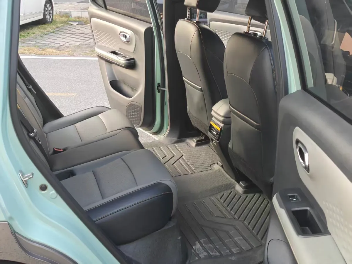 2022 Geely Okavango 1.8T 184HP L4 7DCT,autocango,china used car exporter,china ev exporter,chinese used car exporter,chinese used ev exporter