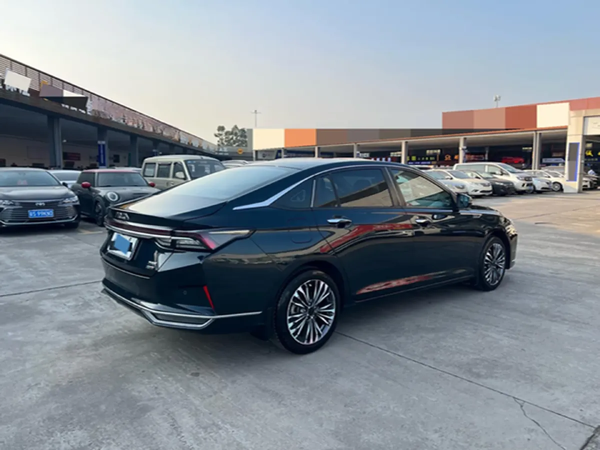 2021 DongFeng Aeolus YiXuan MAX 1.5T 190HP L4 7DCT,autocango,china used car exporter,china ev exporter,chinese used car exporter,chinese used ev exporter