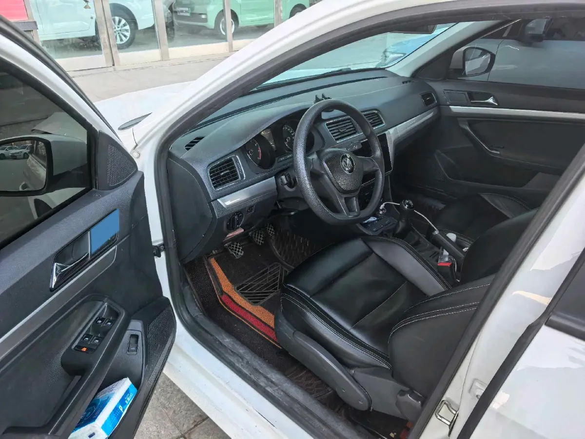 2017 Buick Excelle 1.5L 114HP L4 5MT,autocango,china used car exporter,china ev exporter,chinese used car exporter,chinese used ev exporter