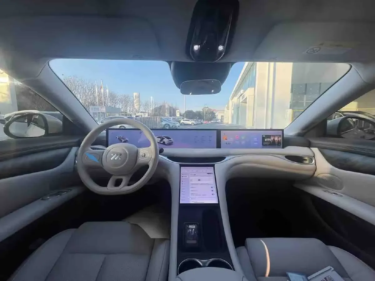 2024 IM L6 BEV 100KWH,autocango,china used car exporter,china ev exporter,chinese used car exporter,chinese used ev exporter