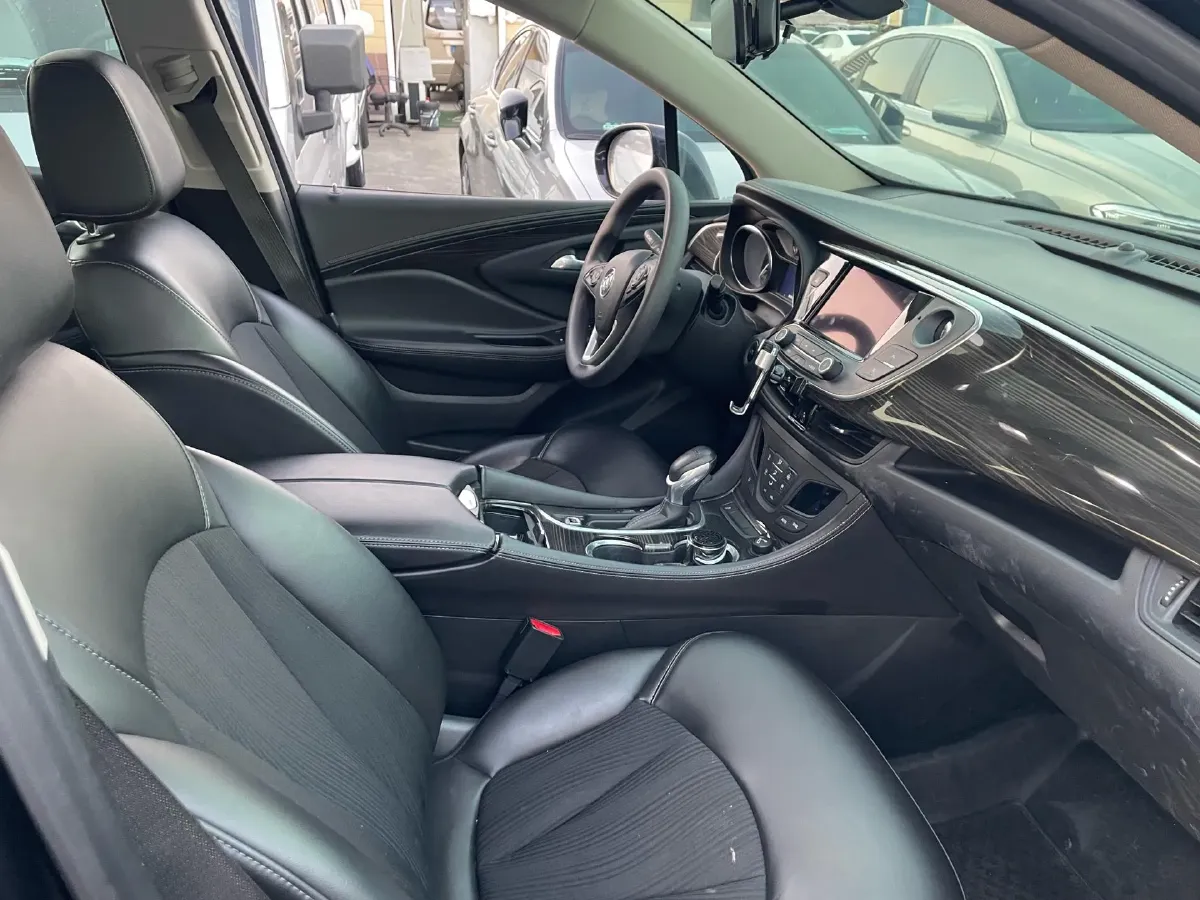 2021 Buick EnvisionPlus 1.5T 169HP L4 7DCT,autocango,china used car exporter,china ev exporter,chinese used car exporter,chinese used ev exporter