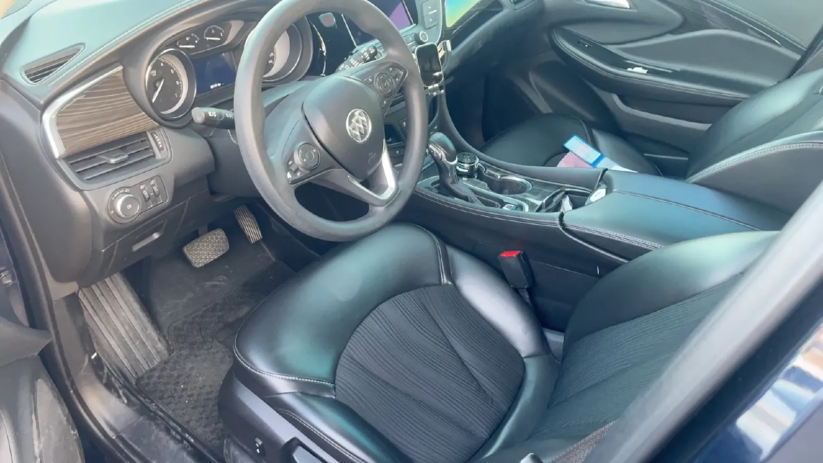 2021 Buick EnvisionPlus 1.5T 169HP L4 7DCT,autocango,china used car exporter,china ev exporter,chinese used car exporter,chinese used ev exporter