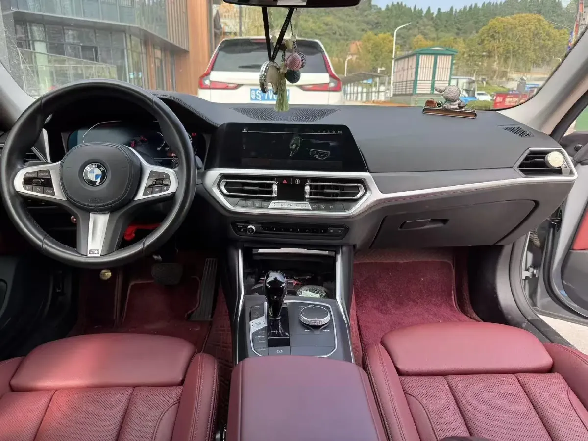 2022 BMW 8 Series 3.0T 333HP L6 8AT,autocango,china used car exporter,china ev exporter,chinese used car exporter,chinese used ev exporter