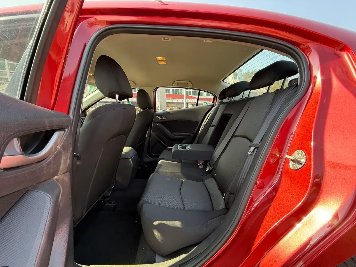 2017 Mazda 3 Axela 1.5L 117HP L4 6AT,autocango,china used car exporter,china ev exporter,chinese used car exporter,chinese used ev exporter