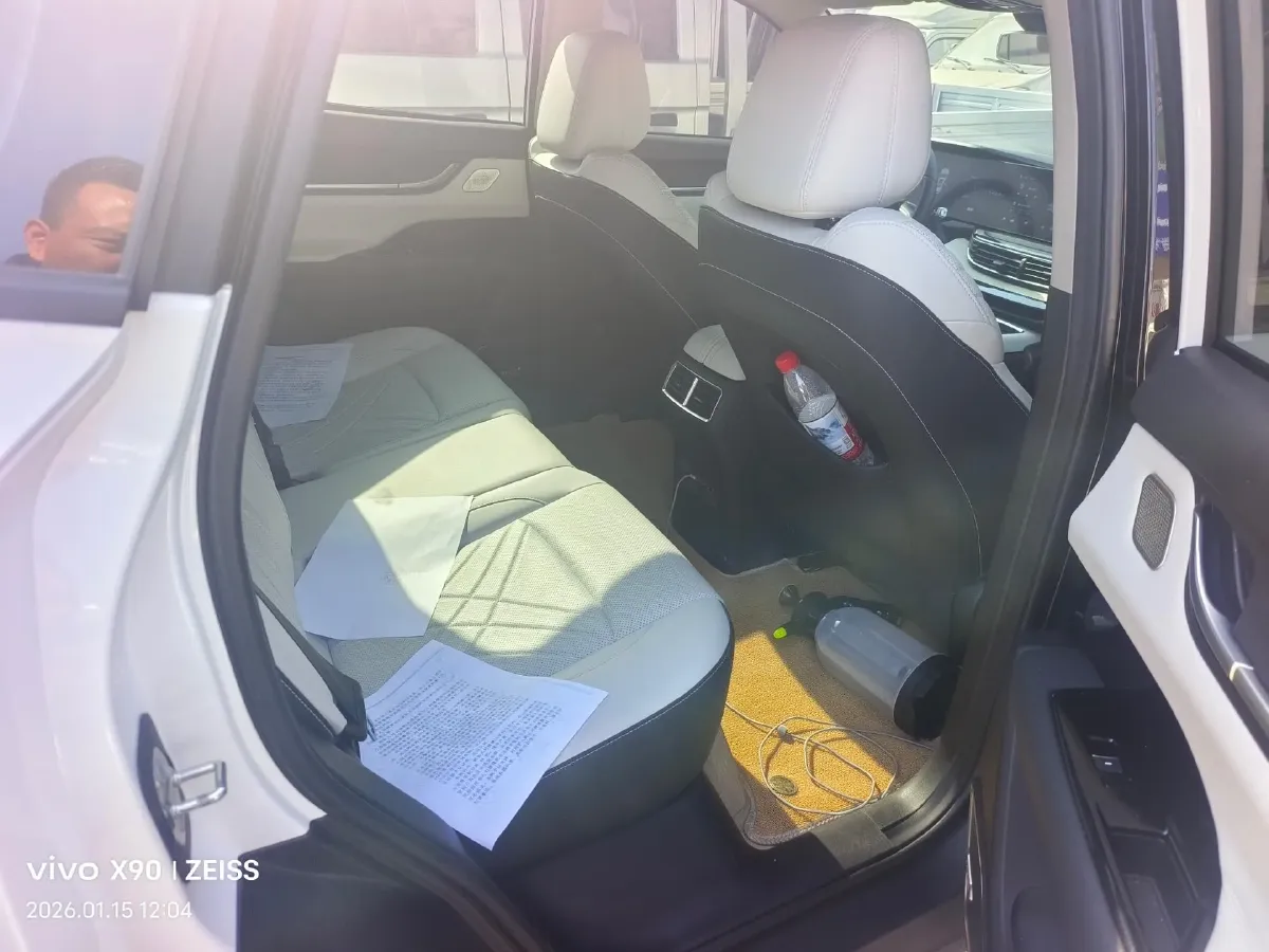 2024 Chery EV eQ7 BEV 65.52KWH,autocango,china used car exporter,china ev exporter,chinese used car exporter,chinese used ev exporter