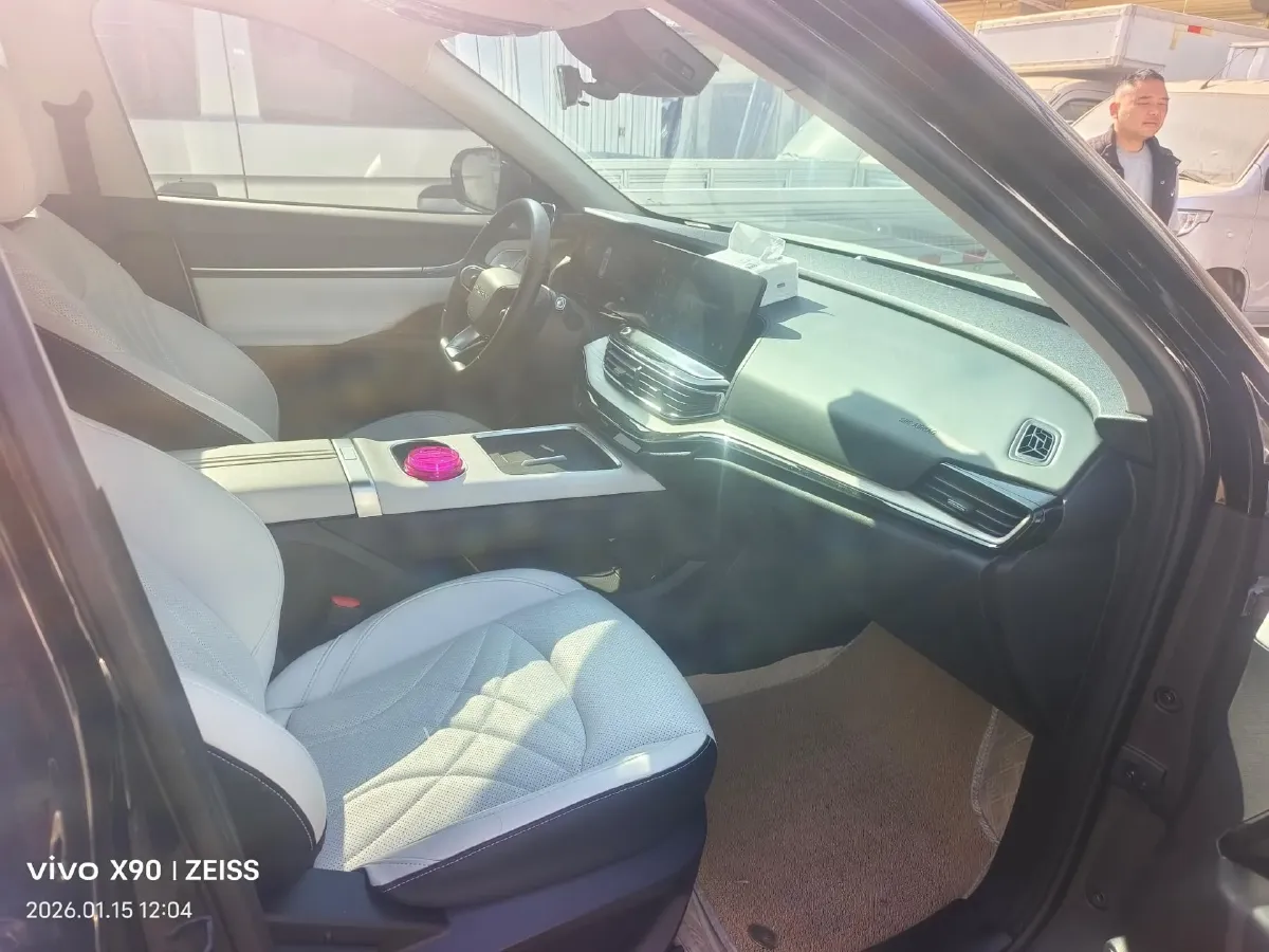 2024 Chery EV eQ7 BEV 65.52KWH,autocango,china used car exporter,china ev exporter,chinese used car exporter,chinese used ev exporter