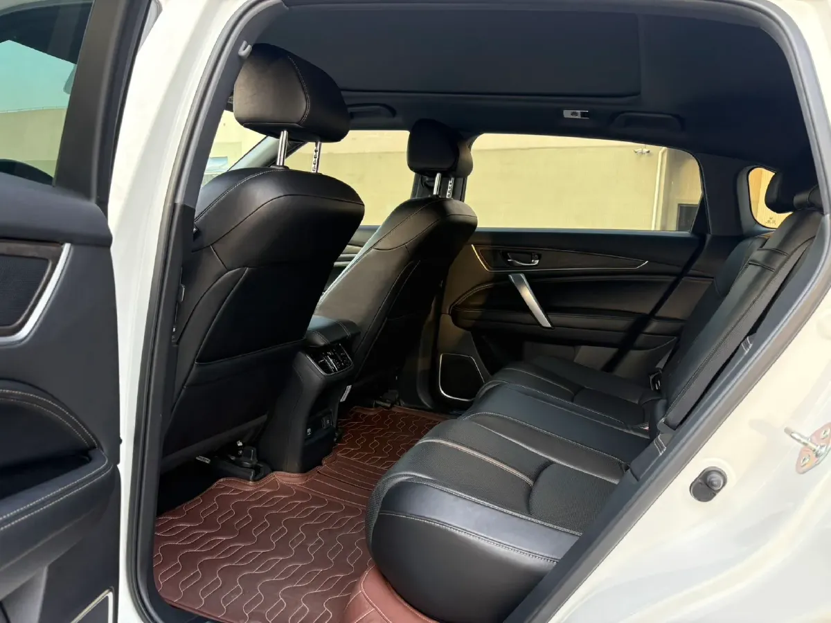 2020 Honda UR-V 2.0T 272HP L4 9AT,autocango,china used car exporter,china ev exporter,chinese used car exporter,chinese used ev exporter