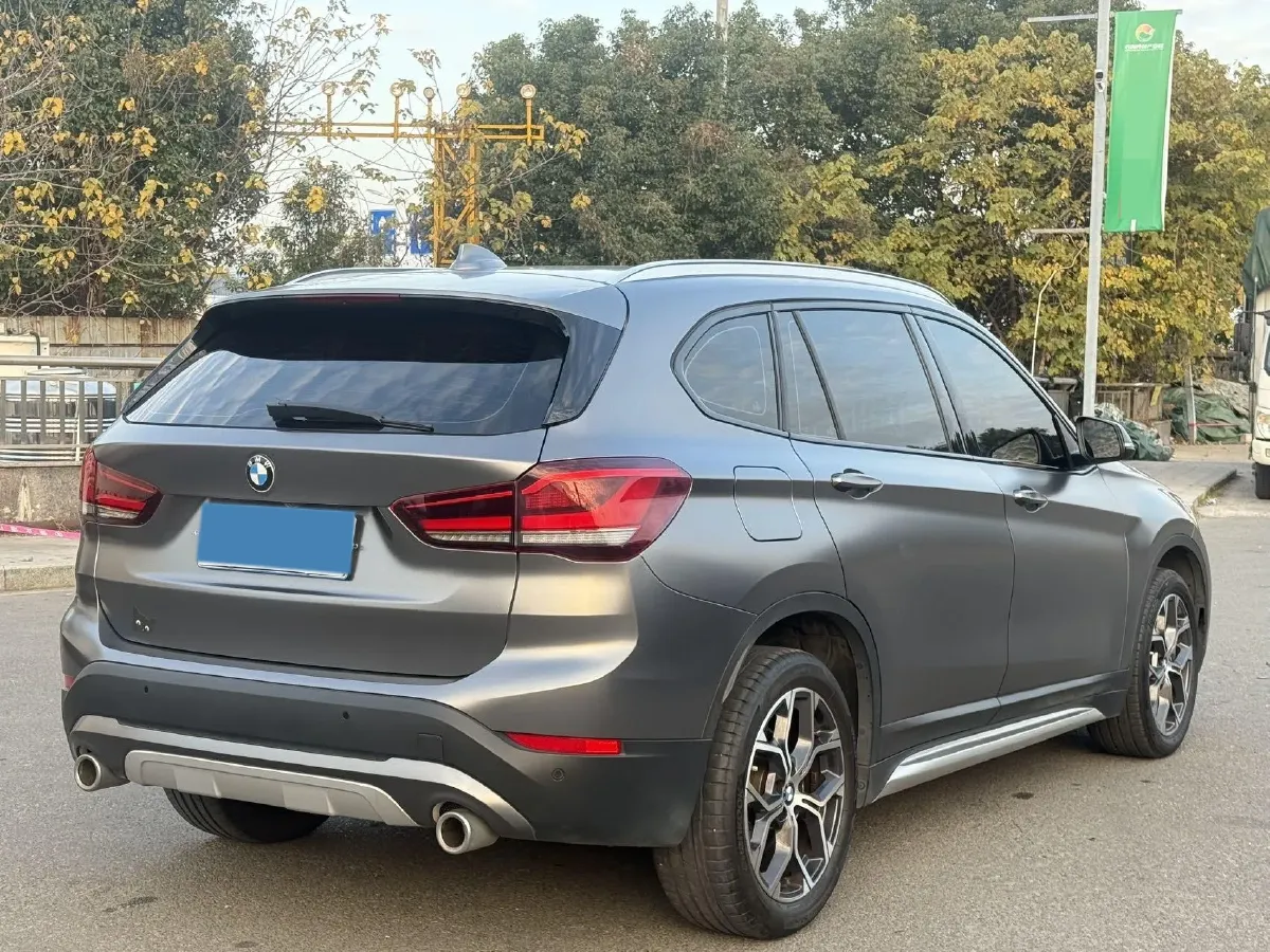 2022 BMW X1 2.0T 192HP L4 7DCT,autocango,china used car exporter,china ev exporter,chinese used car exporter,chinese used ev exporter