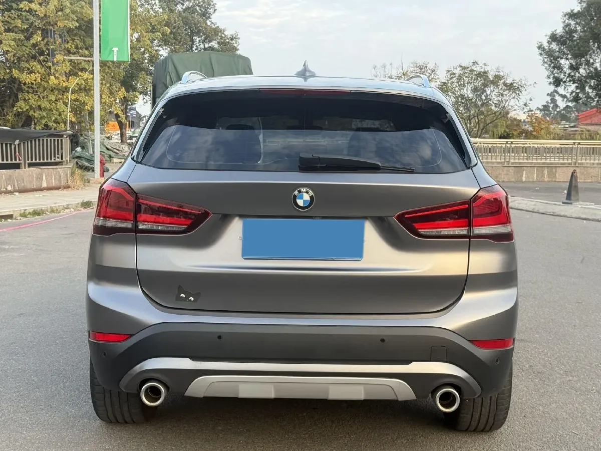 2022 BMW X1 2.0T 192HP L4 7DCT,autocango,china used car exporter,china ev exporter,chinese used car exporter,chinese used ev exporter