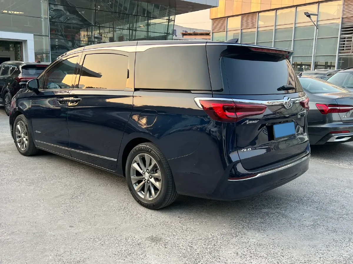 2020 Buick GL8 2.0T 237HP L4 9AT,autocango,china used car exporter,china ev exporter,chinese used car exporter,chinese used ev exporter