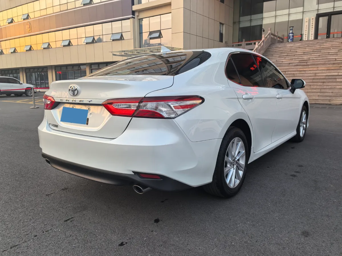 2022 Toyota Camry 2.0L 178HP L4 CVT,autocango,china used car exporter,china ev exporter,chinese used car exporter,chinese used ev exporter