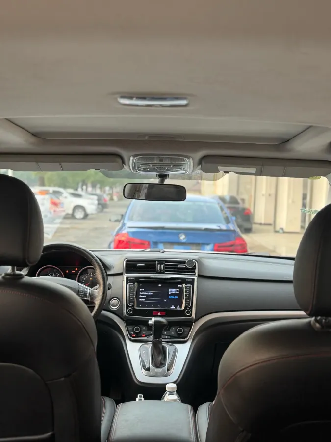 2017 Haval M6 1.5T 150HP L4 6AT,autocango,china used car exporter,china ev exporter,chinese used car exporter,chinese used ev exporter