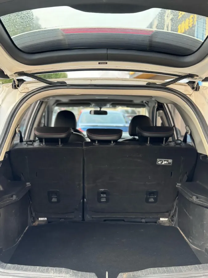 2017 Haval M6 1.5T 150HP L4 6AT,autocango,china used car exporter,china ev exporter,chinese used car exporter,chinese used ev exporter