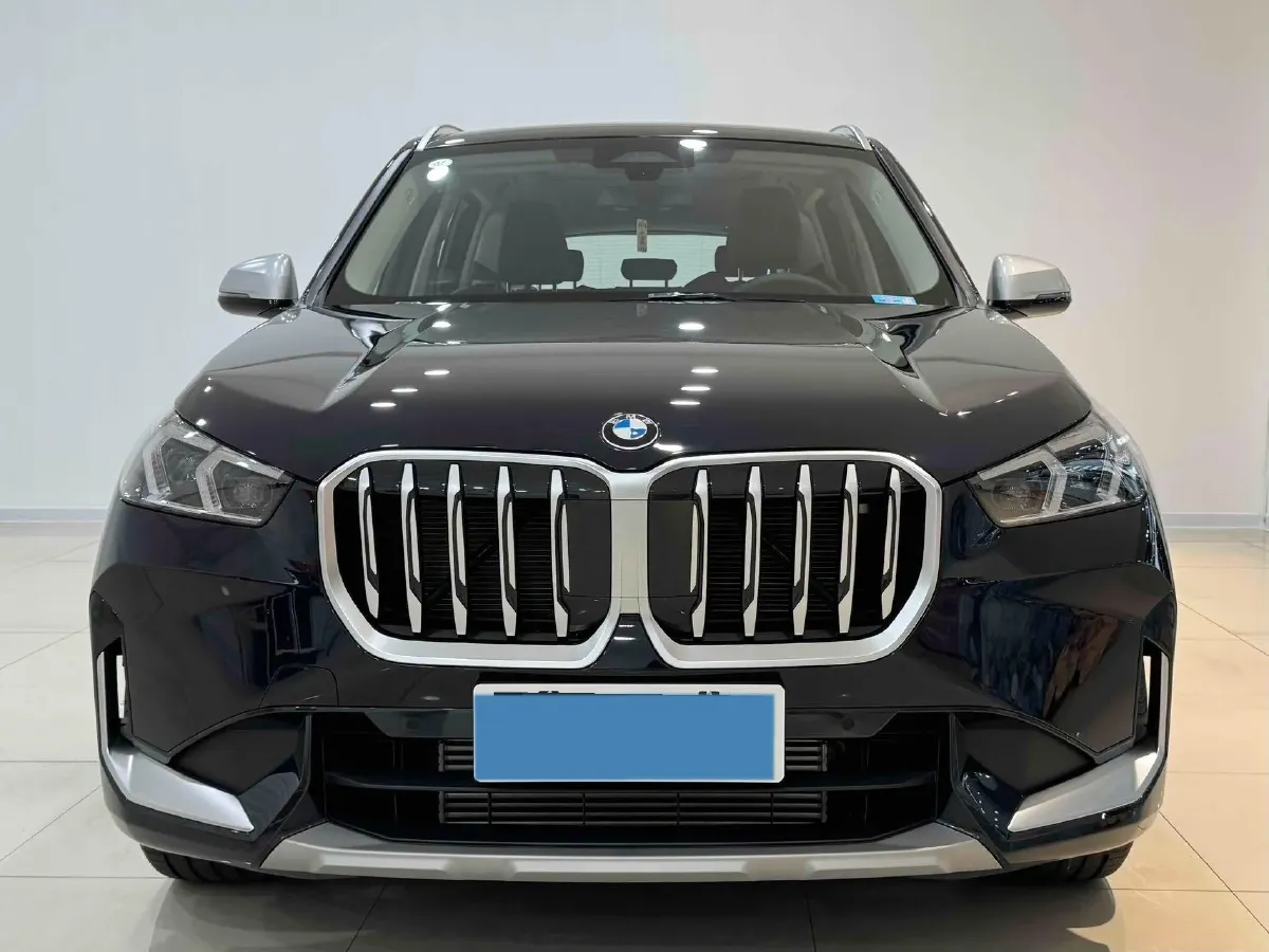 2024 BMW X1 2.0T 204HP L4 7DCT,autocango,china used car exporter,china ev exporter,chinese used car exporter,chinese used ev exporter