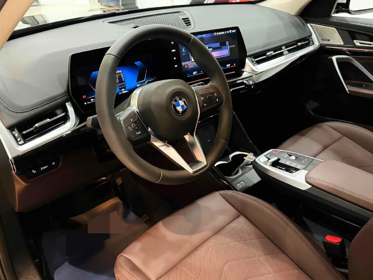2024 BMW X1 2.0T 204HP L4 7DCT,autocango,china used car exporter,china ev exporter,chinese used car exporter,chinese used ev exporter