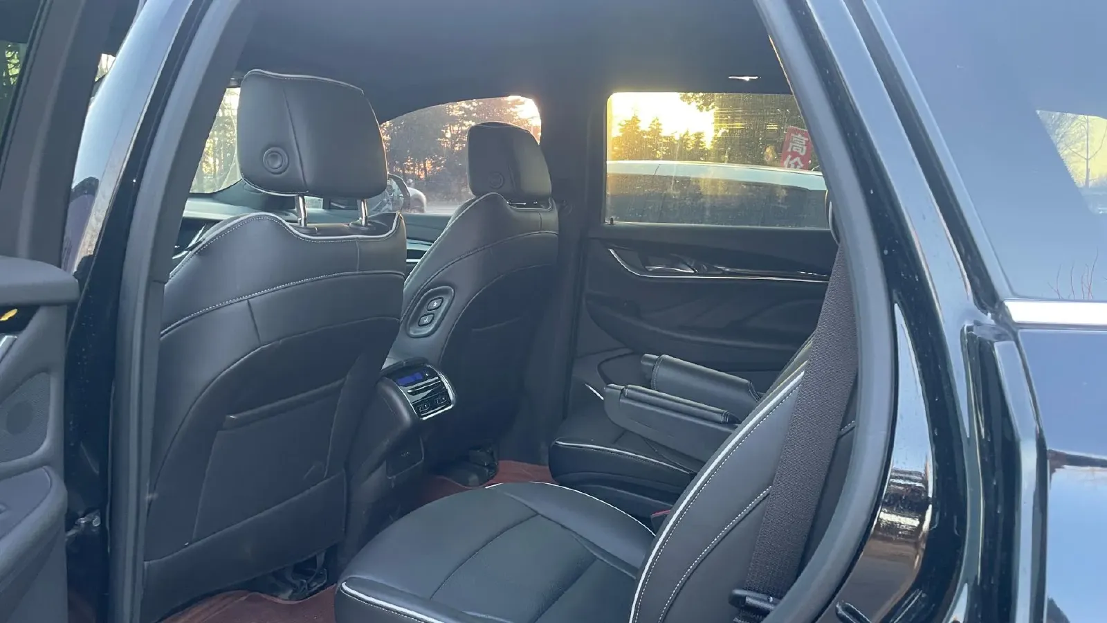 2022 Buick Enclave 2.0T 237HP L4 9AT,autocango,china used car exporter,china ev exporter,chinese used car exporter,chinese used ev exporter