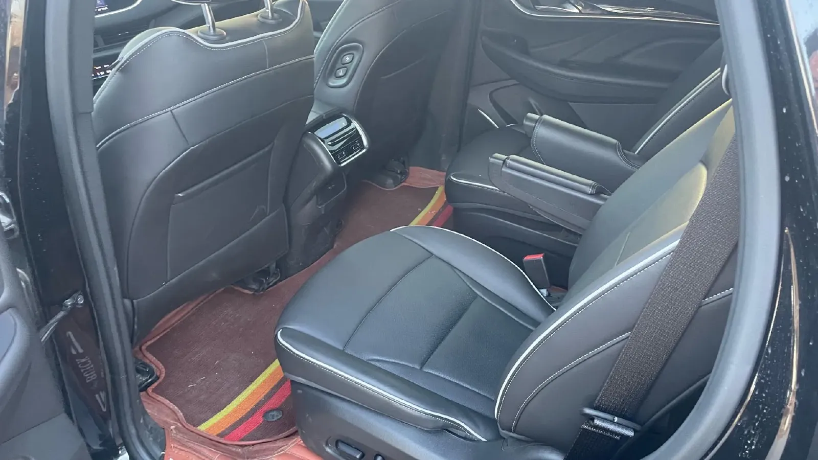 2022 Buick Enclave 2.0T 237HP L4 9AT,autocango,china used car exporter,china ev exporter,chinese used car exporter,chinese used ev exporter