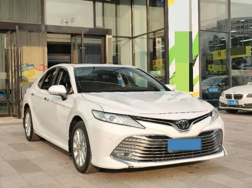2019 Toyota Camry 2.0L 178HP L4 CVT,autocango,china used car exporter,china ev exporter,chinese used car exporter,chinese used ev exporter