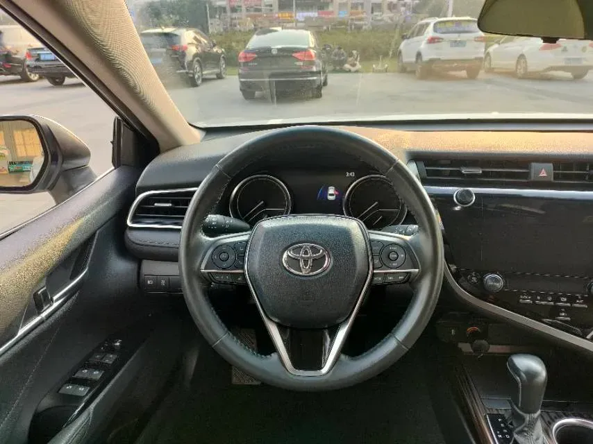2019 Toyota Camry 2.0L 178HP L4 CVT,autocango,china used car exporter,china ev exporter,chinese used car exporter,chinese used ev exporter
