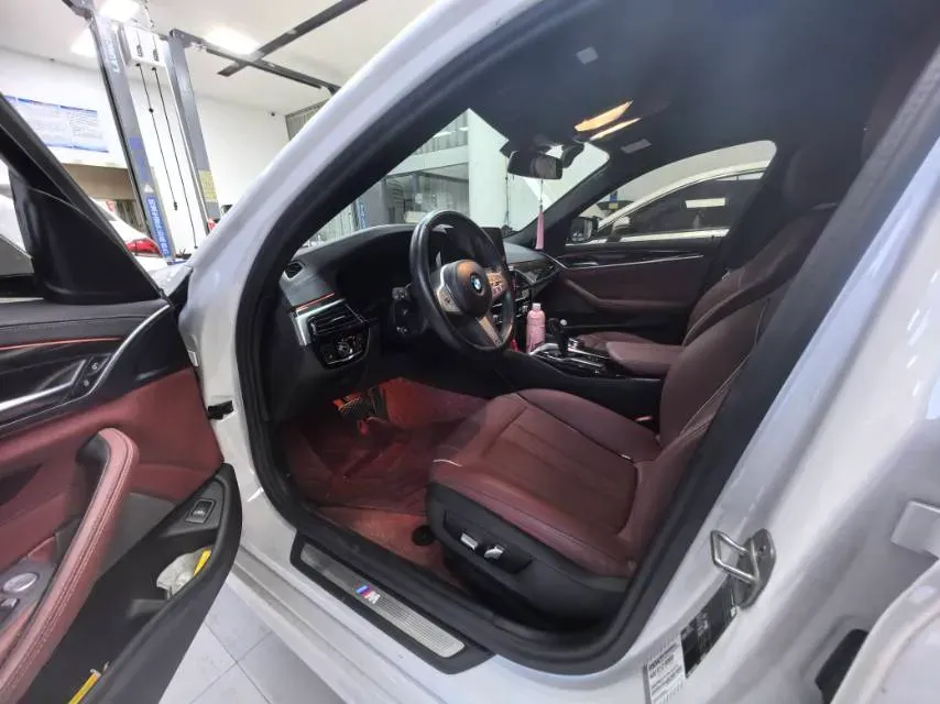 2022 BMW 5 Series 2.0T 184HP L4 8AT,autocango,china used car exporter,china ev exporter,chinese used car exporter,chinese used ev exporter