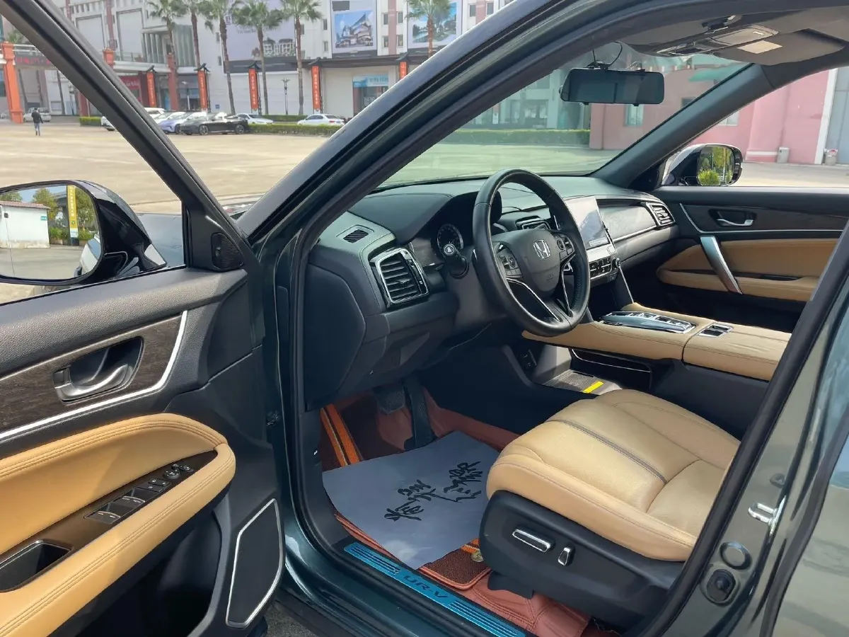 2020 Honda UR-V 2.0T 272HP L4 9AT,autocango,china used car exporter,china ev exporter,chinese used car exporter,chinese used ev exporter