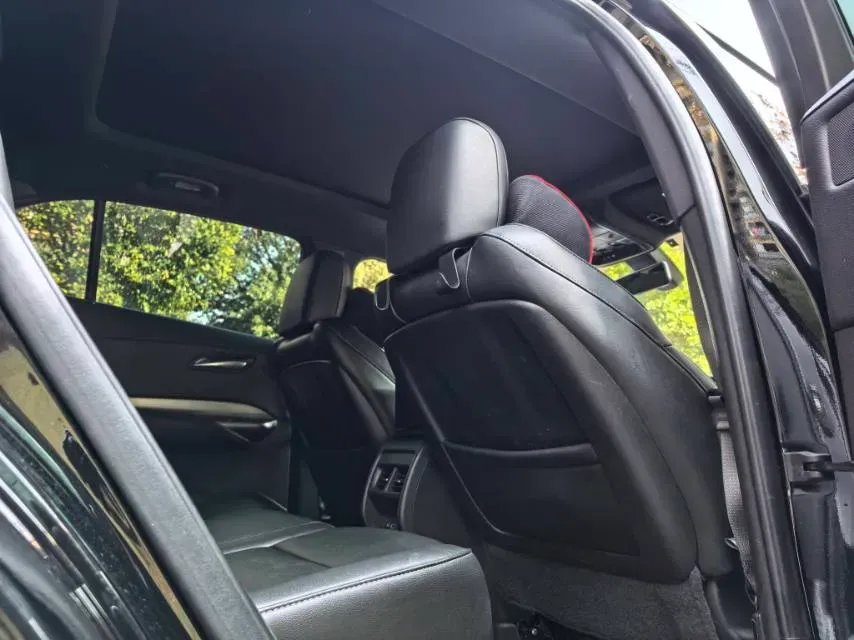 2021 Cadillac XT4 2.0T 237HP L4 9AT,autocango,china used car exporter,china ev exporter,chinese used car exporter,chinese used ev exporter