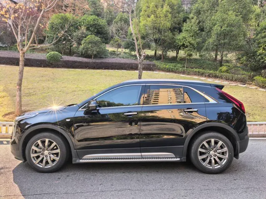 2021 Cadillac XT4 2.0T 237HP L4 9AT,autocango,china used car exporter,china ev exporter,chinese used car exporter,chinese used ev exporter