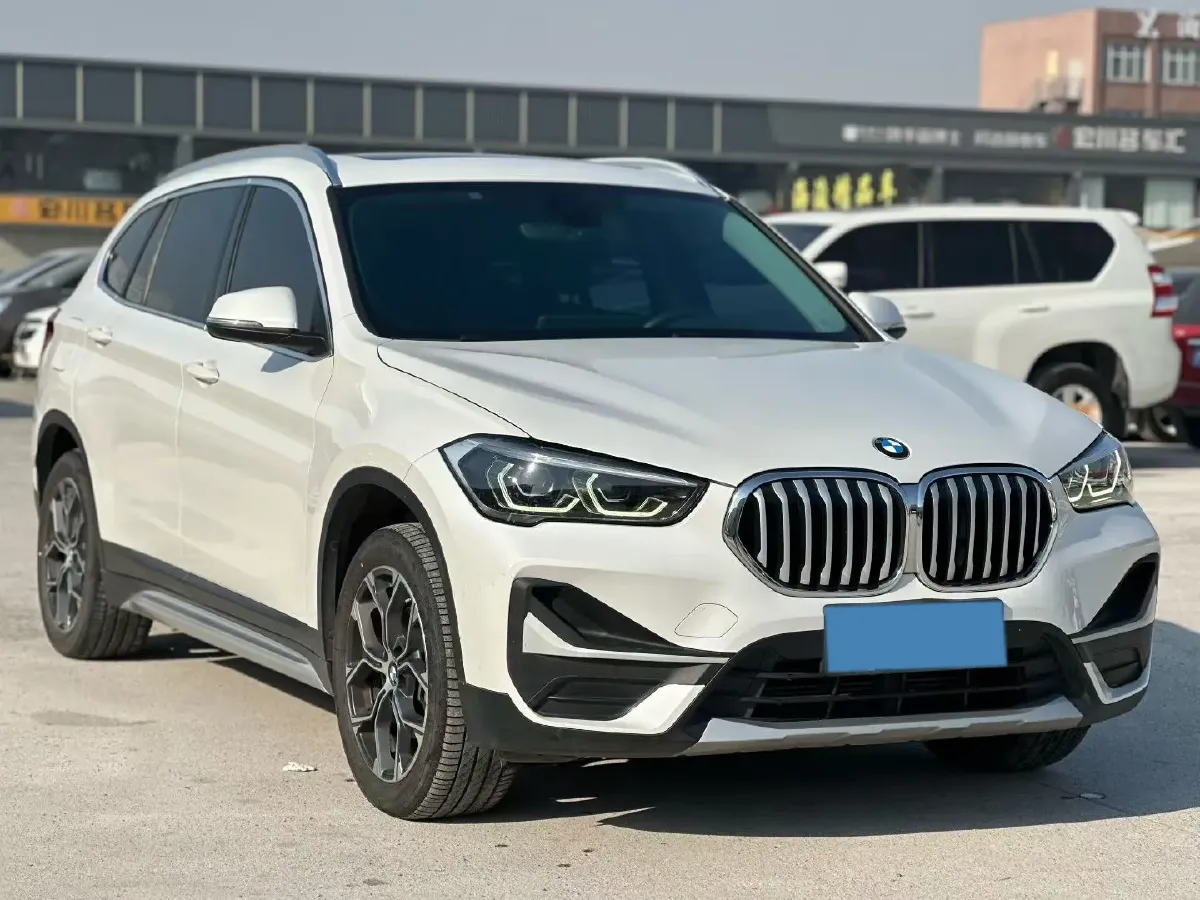 2020 BMW X1 1.5T 140HP L3 7DCT,autocango,china used car exporter,china ev exporter,chinese used car exporter,chinese used ev exporter