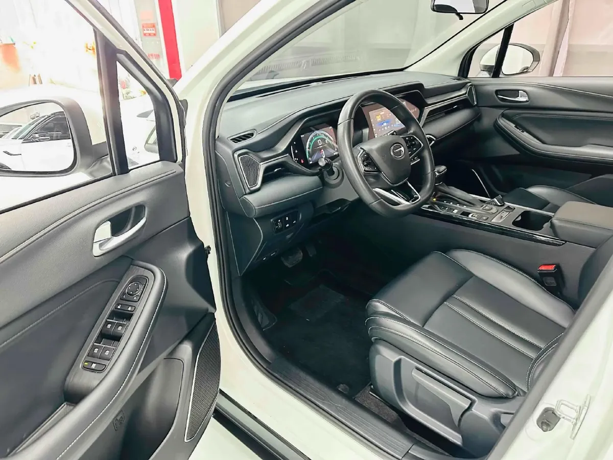 2022 GAC Trumpchi GS4 1.5T 169HP L4 6AT,autocango,china used car exporter,china ev exporter,chinese used car exporter,chinese used ev exporter