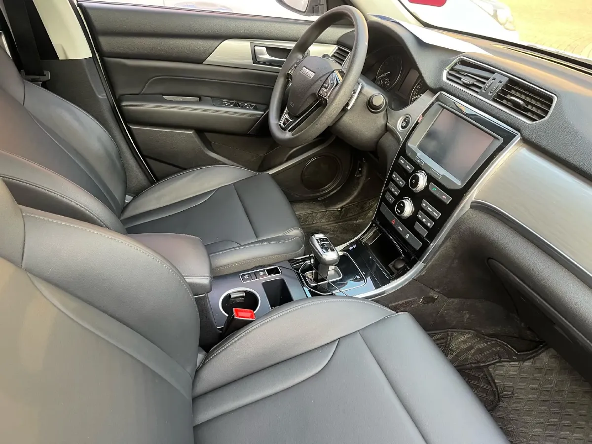 2018 Haval H2 1.5T 150HP L4 7DCT,autocango,china used car exporter,china ev exporter,chinese used car exporter,chinese used ev exporter