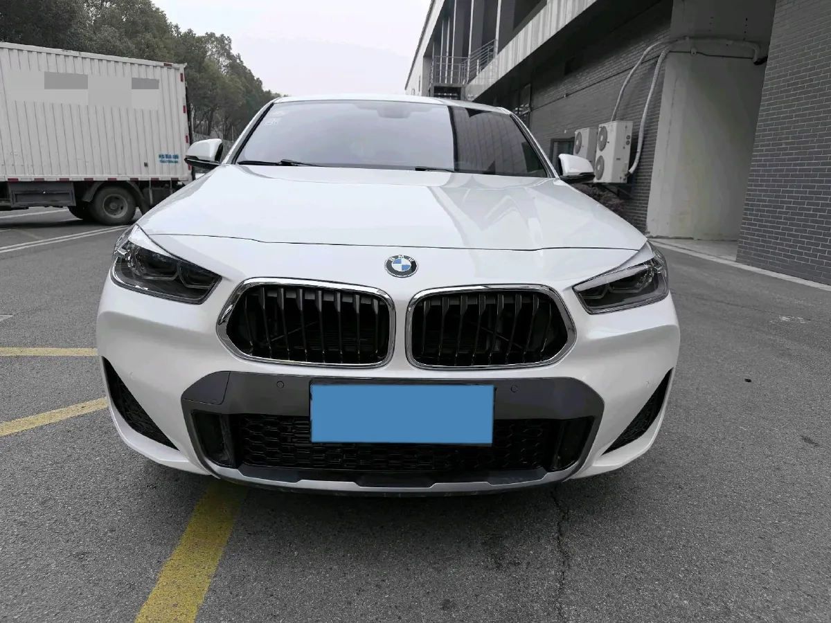 2021 BMW X2 2.0T 192HP L4 7DCT,autocango,china used car exporter,china ev exporter,chinese used car exporter,chinese used ev exporter