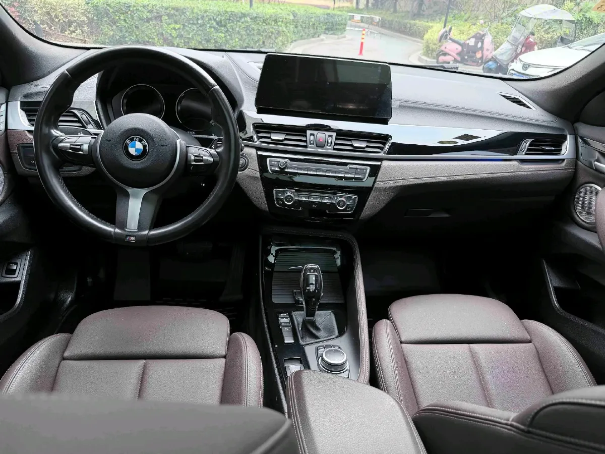 2021 BMW X2 2.0T 192HP L4 7DCT,autocango,china used car exporter,china ev exporter,chinese used car exporter,chinese used ev exporter