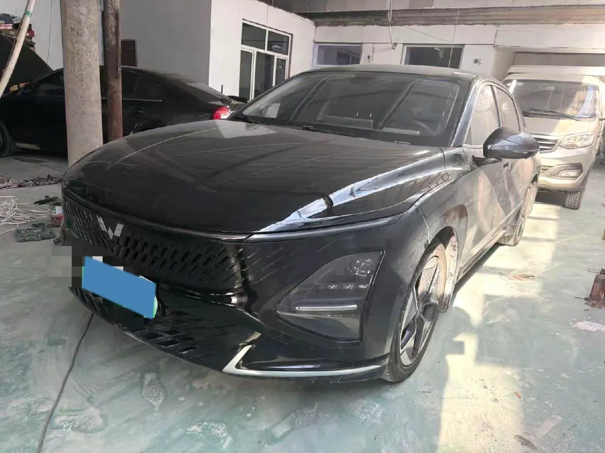 2023 WuLing XingGuang 1.5L 106HP L4 E-CVT PHEV 20.5KWH